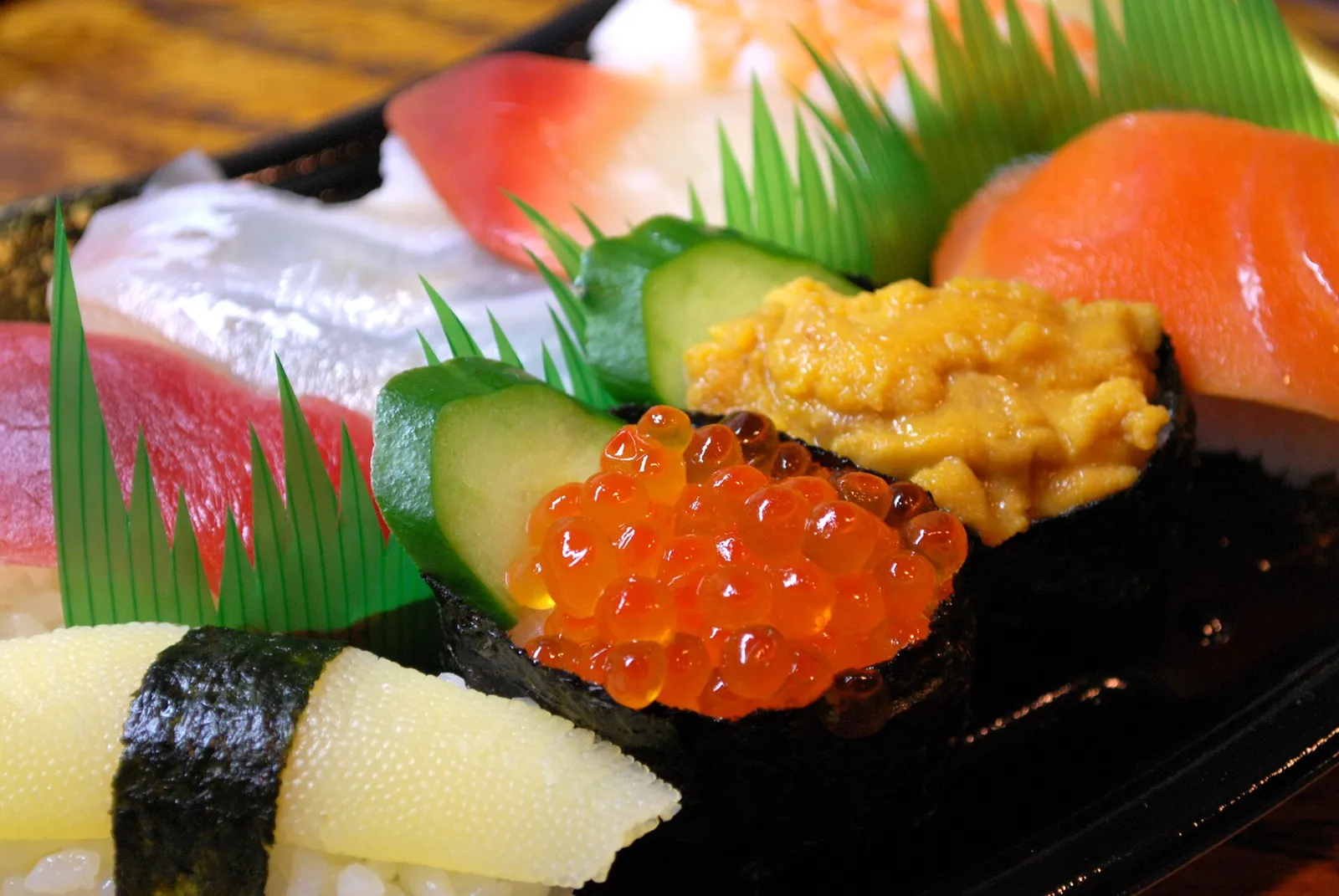 Assorted sushi